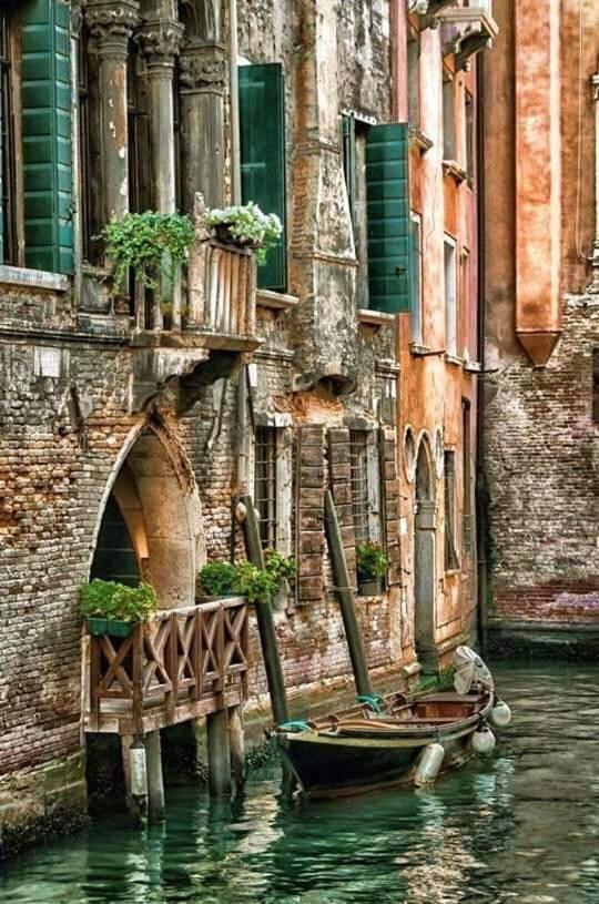Residence Castello Venezia ภายนอก รูปภาพ