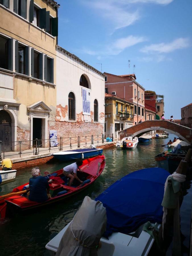 Residence Castello Venezia ภายนอก รูปภาพ
